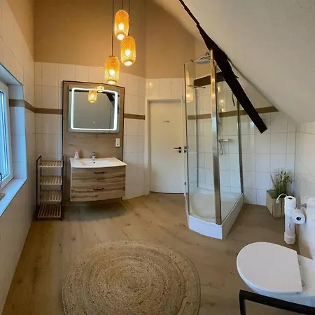 Kleines Einzelzimmer Nr. 6 In Апартаменты *