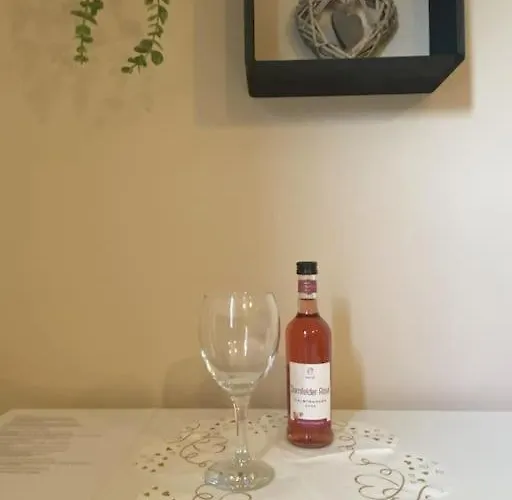 Kleines Einzelzimmer Nr. 6 In Appartement